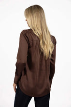 Load image into Gallery viewer, Humidity Poppy Shirt - Cocoa