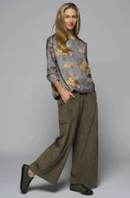 Load image into Gallery viewer, Muse Alira Cord pant