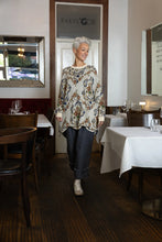Load image into Gallery viewer, Maud Dainty Chaise Knit