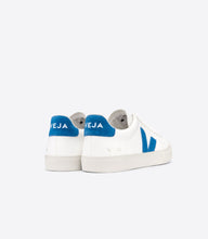 Load image into Gallery viewer, Veja Campo Chromefree Leather in Extra White / Swedish Blue
